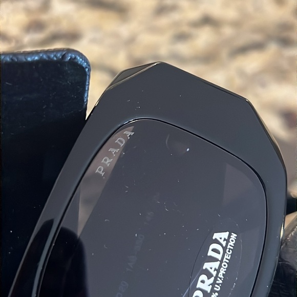 Prada Black Rectangle Sunglasses Grey Lens New - Picture 11 of 12